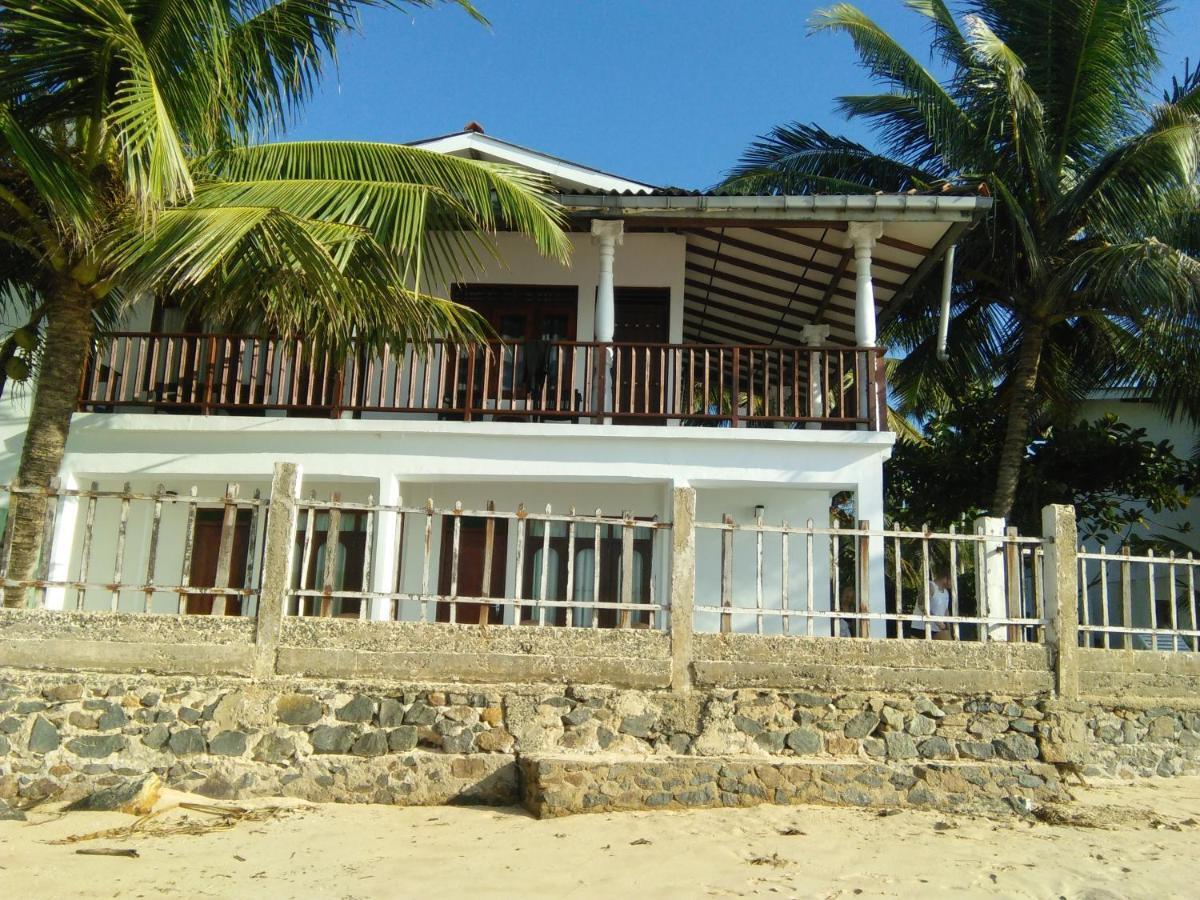 Rainbow Surf Beach Hotel Koggala Exterior photo